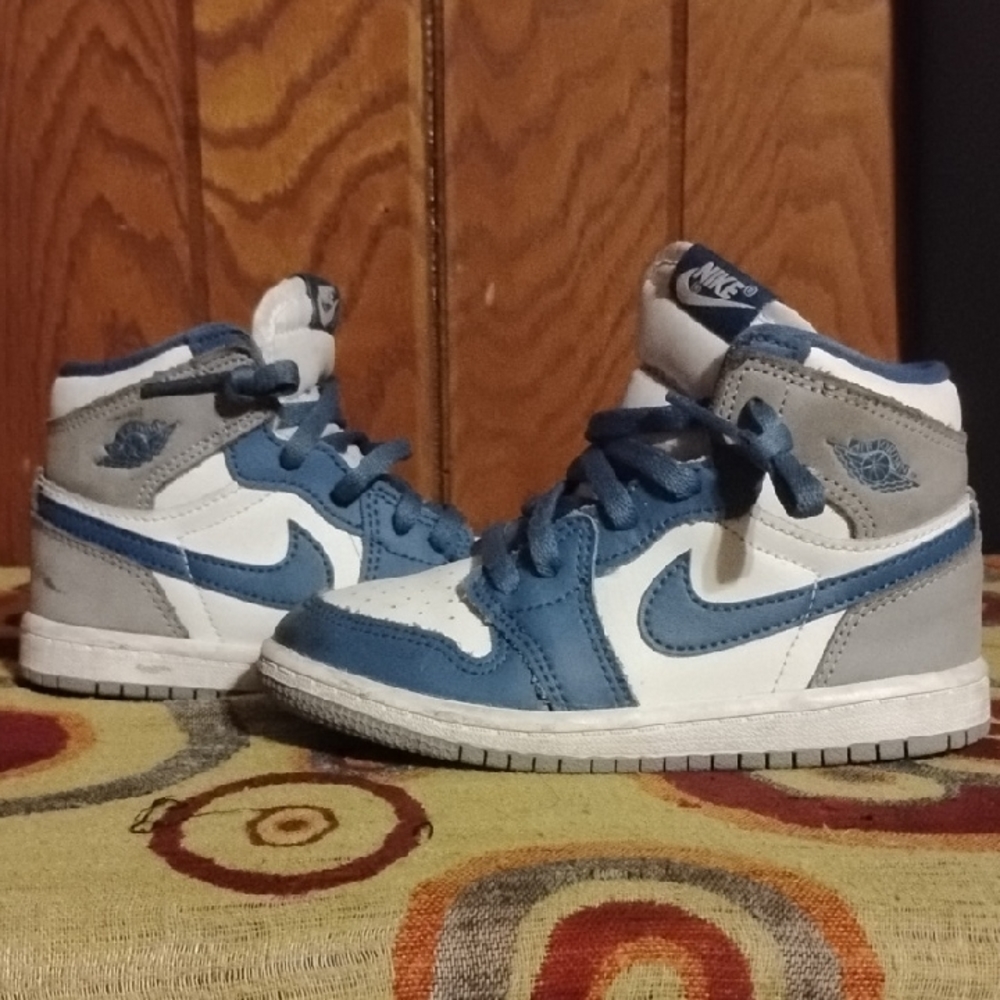Nike Kids' Blue and Gray High-Top Sneakers